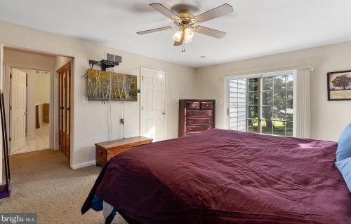 617 Grand Ave, Pittsburgh PA  19083-3224 exterior