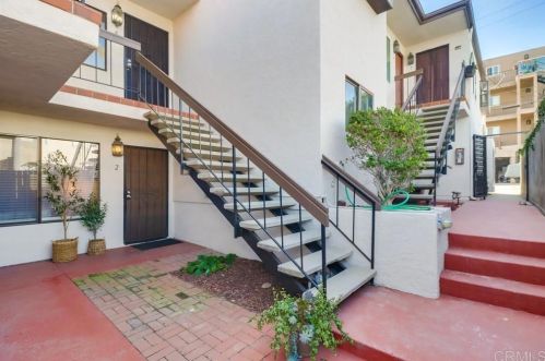 4355 Rialto St, San Diego, CA 92107-1040