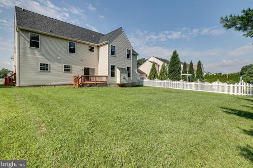 3819 Vincent Dr, Collegeville PA  19426-3058 exterior