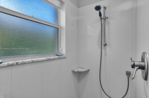 18806 24th Ct, Hollywood FL  33029-5354 exterior