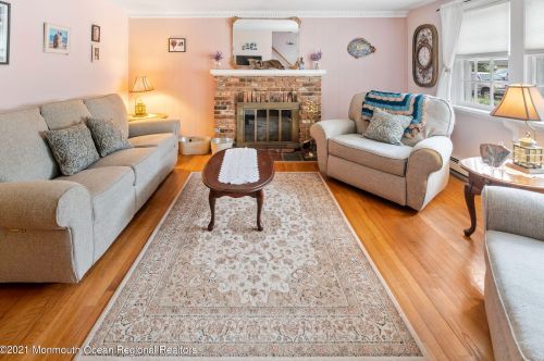 459 Newport Rd, Lacey NJ  08731-4809 exterior