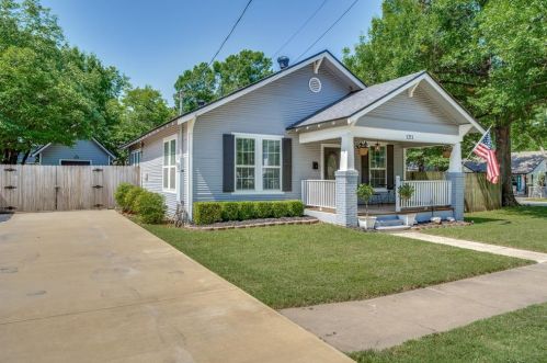 1211 Ross St, Waxahachie, TX 75165-2327