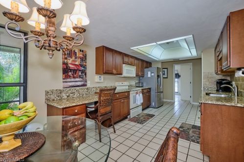1429 23rd Ter, Cape Coral FL  33909-4402 exterior