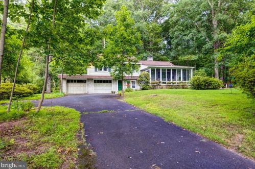 39 Cepp Rd, Perkiomenville, PA 18074-9697