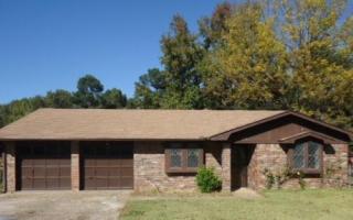 302 Stonewall Dr, Jacksonville, AR 72076-3334