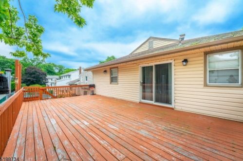 1570 Franklin St, Clark NJ  07066-2517 exterior