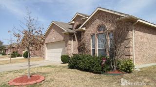 1112 Mourning Dove Dr, Burleson TX  76028-0301 exterior