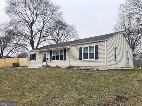 313 Atkinson Rd, Wilmington, DE 19804-3067
