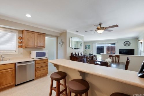 2815 Orange Grv Ave, Orange CA 92867-7345 exterior