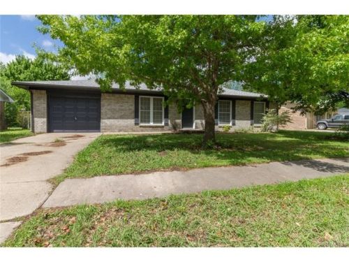 316 Manor Cir, Pryor, OK 74361-3010