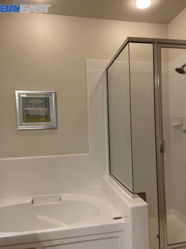 3725 Whitworth Dr, Pleasanton CA  94568-1377 exterior