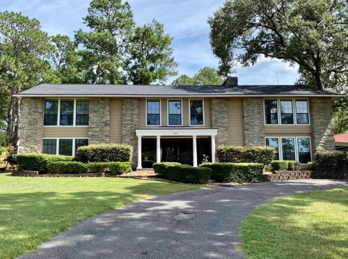 806 Lakeshore Dr, Browndell, TX 75931-6284