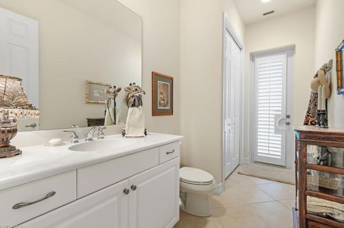 5100 Post Oak Ln, Naples FL  34105-4526 exterior