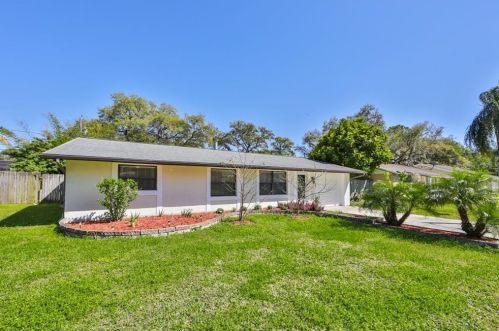 7246 Dianne Dr, New Port Richey, FL 34652-1008