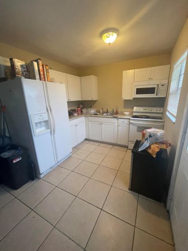 83 Douglas Way, West Frost Proof FL  33843-9627 exterior