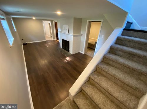 26 Auburn Dr, New Castle DE 19720-2305 exterior