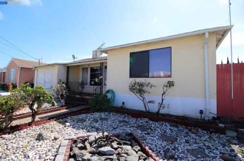 1243 Minerva St, San Leandro, CA 94577-1464