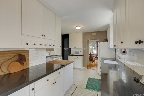 1905 Verdugo Rd, Glendale CA  91208-2605 exterior