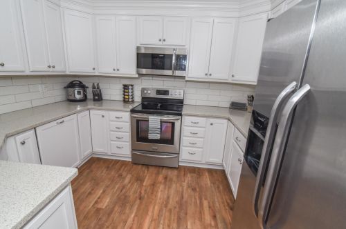 302 Keeneland Dr, Newport KY  41075-4071 exterior