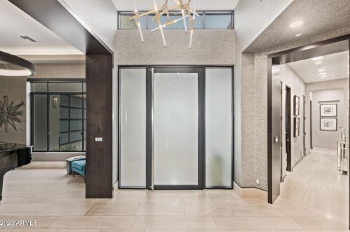 9710 Palisades Blvd, Scottsdale AZ 85268-2755 exterior