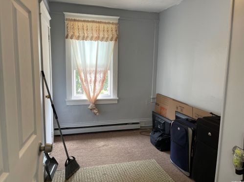 80 11 St, Huntington Station NY 11746-1729 exterior