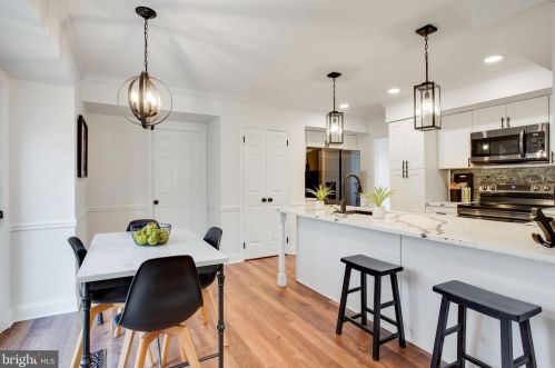 220 Hansell Rd, Newtown Square PA  19073-2509 exterior