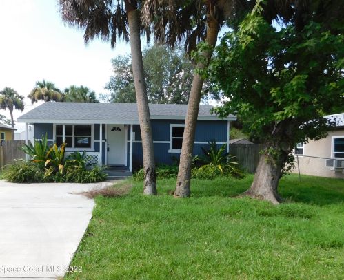835 Kanawha St, Cocoa, FL 32927-4004