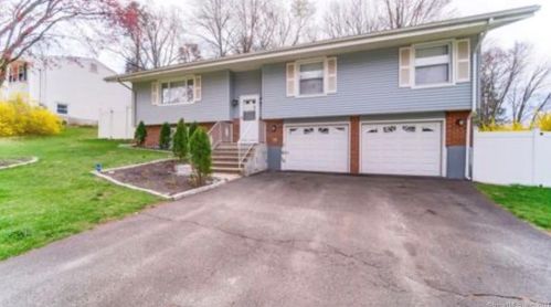 543 Chipman Street Ext, Waterbury, CT 06708-3670