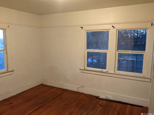 1802 88th Ave, Oakland CA  94621-1008 exterior