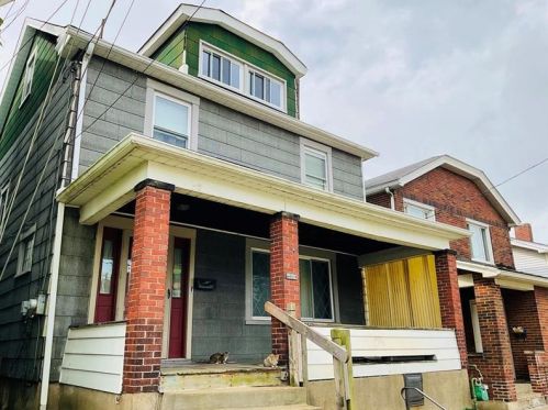 3018 Jenny Lind St, Mckeesport, PA 15132-5141