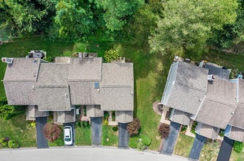 47 New London Ln, Oakmont PA  15139-1100 exterior