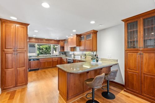 14658 Fieldstone Dr, Saratoga CA  95070-5733 exterior