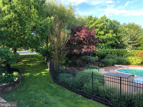 710 Daventry Way, Prospectville PA 19002-2305 exterior