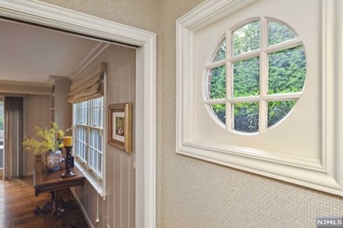 28 Greenview Way, Montclair NJ 07043-2531 exterior