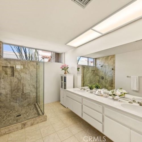 20 Hilton Head Dr, Rancho Mirage CA  92270-1607 exterior