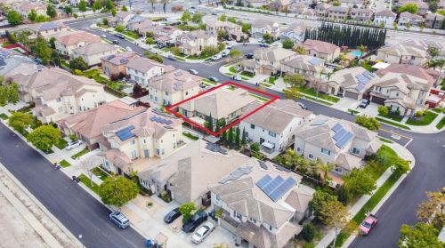 767 Red Barn Pl, Lathrop CA  95330-8975 exterior