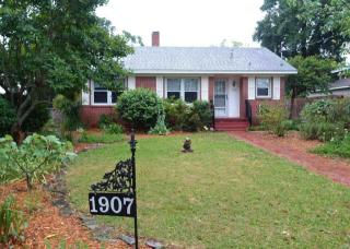 1907 Hernandez St, Pensacola, FL 32501-1825