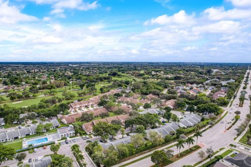 104 Sunshine Blvd, West Palm Beach FL  33411-1208 exterior