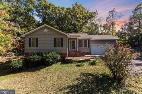 302 Land Or Dr, Ruther Glen VA  22546-1241 exterior