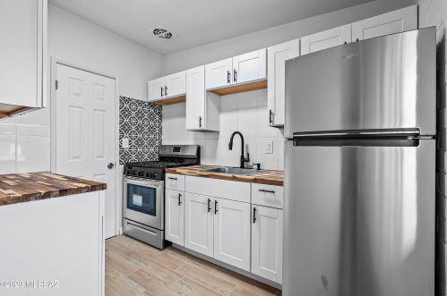 2242 Catalina Ave, Tucson AZ  85712-3225 exterior