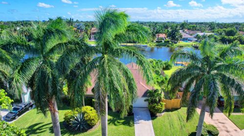 1414 Cormorant Rd, Delray Beach, FL 33444-3330