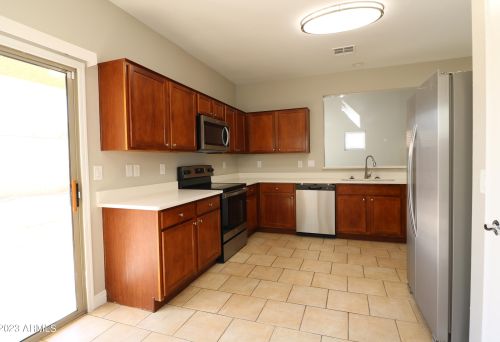 18522 20th Pl, Phoenix AZ  85022-1423 exterior