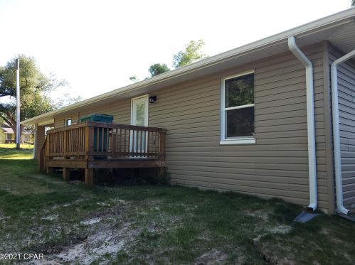 2831 Bertram St, Marianna FL  32448-4802 exterior