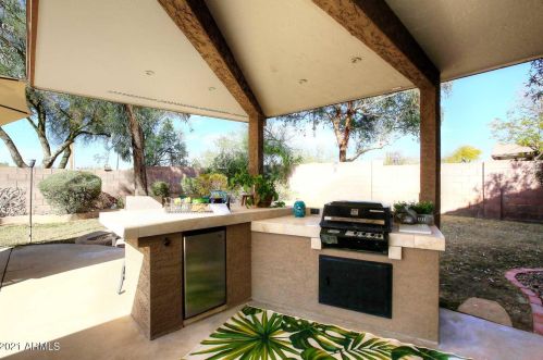 4274 Maya Way, Cave Creek AZ  85331-2615 exterior