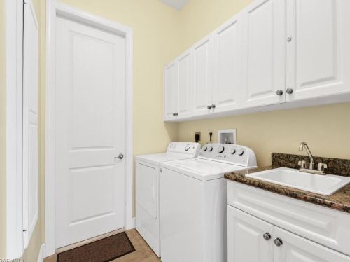 4126 12th Pl, Cape Coral FL  33914-5746 exterior