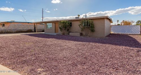 3752 Carson Ave, Tucson, AZ 85730-2544