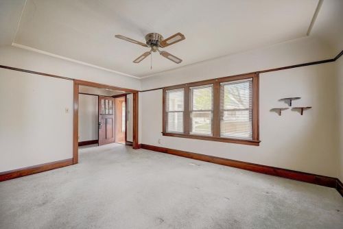 239 60, Milwaukee WI 53219-2131 exterior