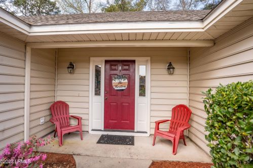 1013 Ferrets End, Beaufort, SC 29902-5893
