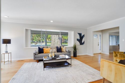 651 Twelve Acres Dr, Los Altos, CA 94022-1661
