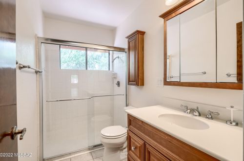 4421 Camino Gacela, Tucson AZ  85718-6807 exterior